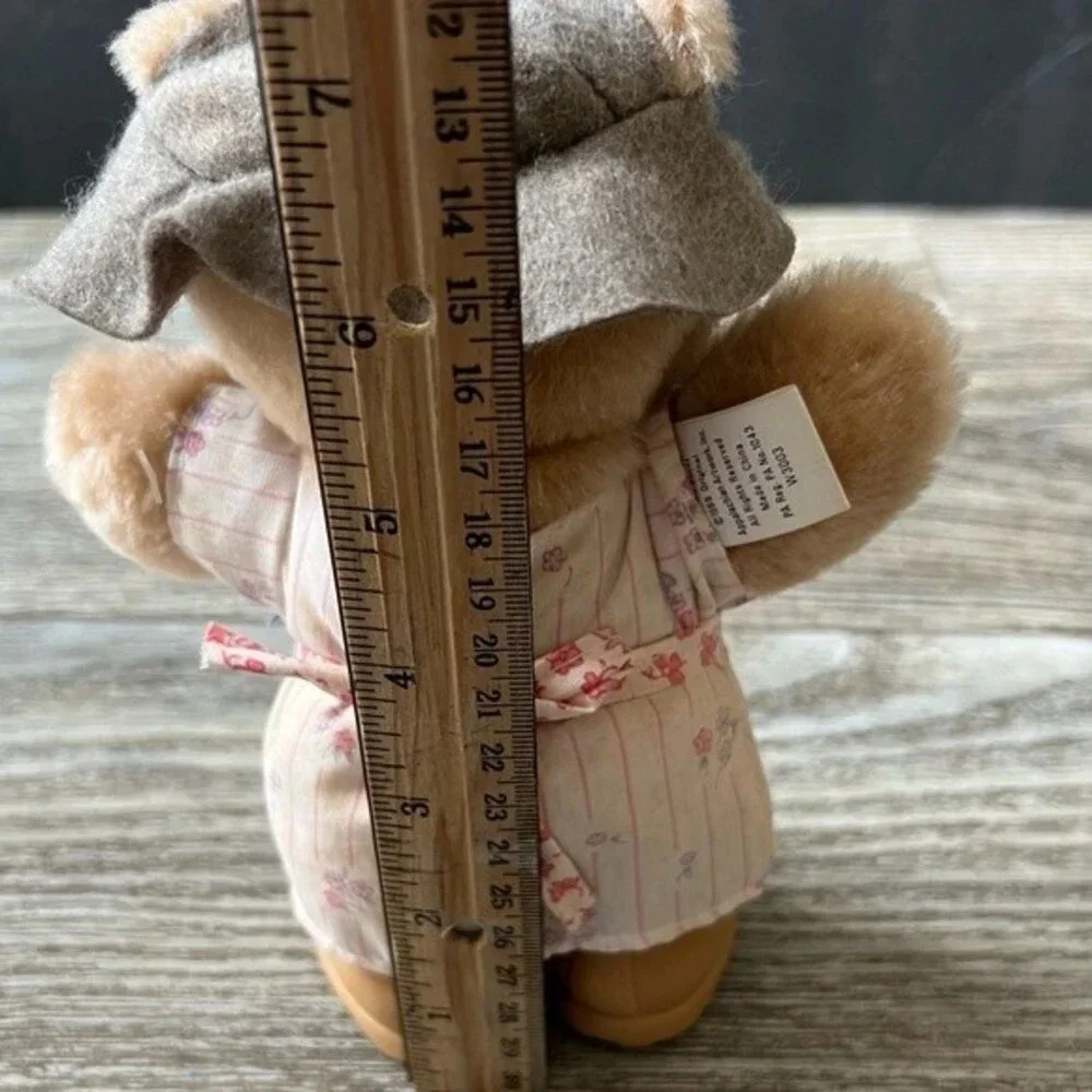Vintage 1986 Wendy's Furskins Hattie Mini Bear Plush Stuffed Animal Blue Ribbon